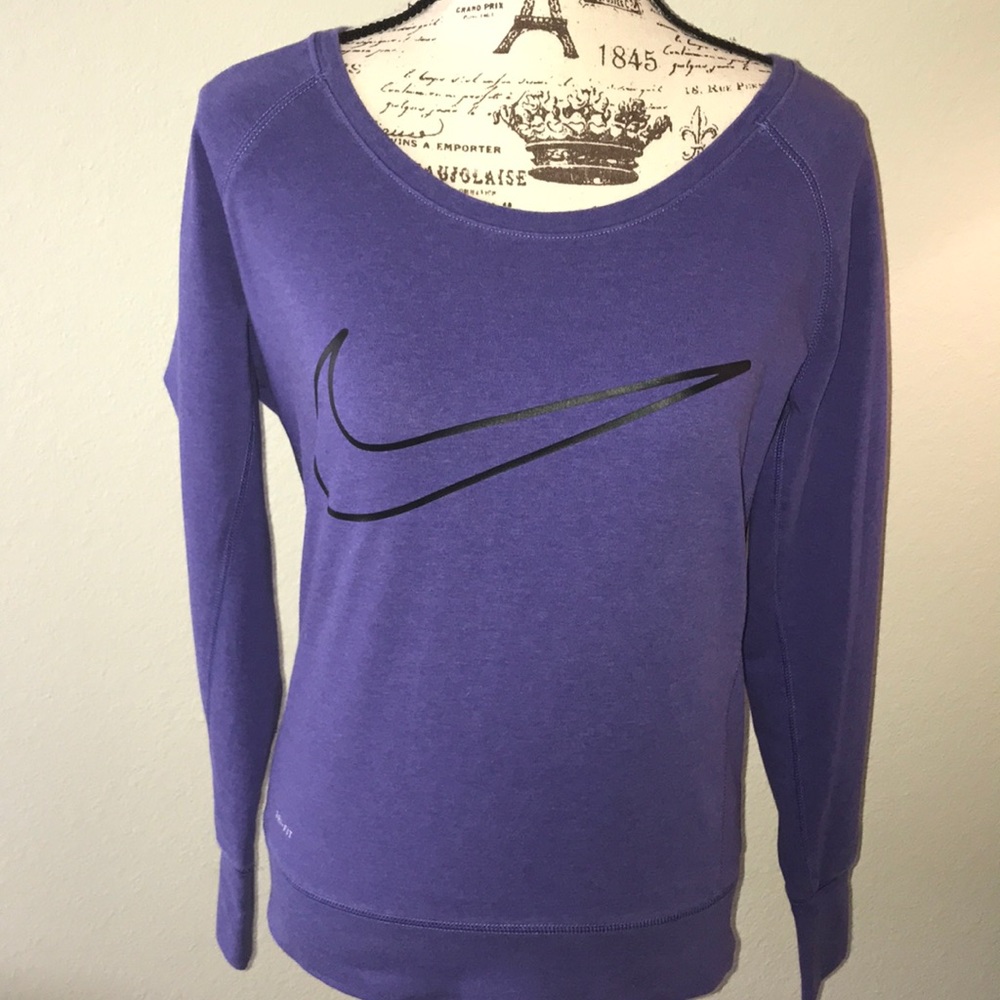 NIKE WOMEN’S DRI-FIT SWEATSHIRT